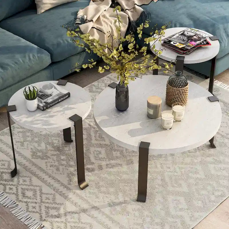 Table basse et tables d'appoint rondes en acier
